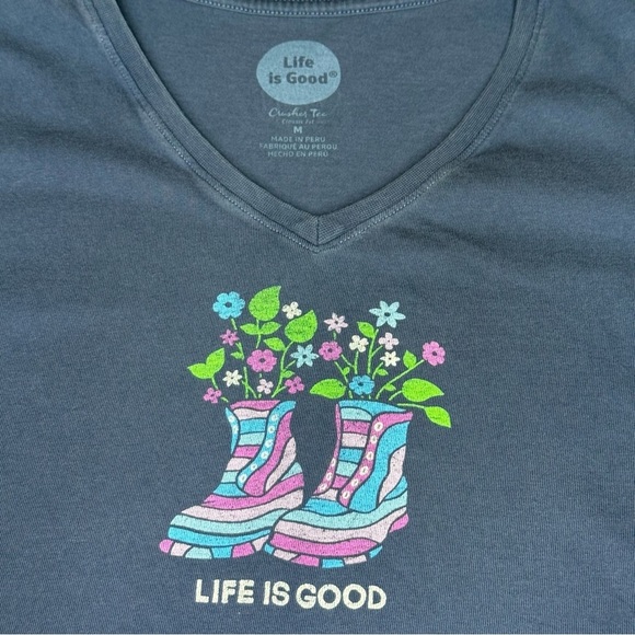 Life is Good short sleeve Vneck Blue Graphic Tee gardening boots size medium - Picture 1 of 6